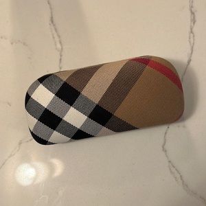 Burberry glasses case. Authentic.